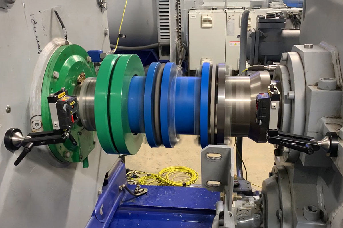 Rotating machine shaft and coupling