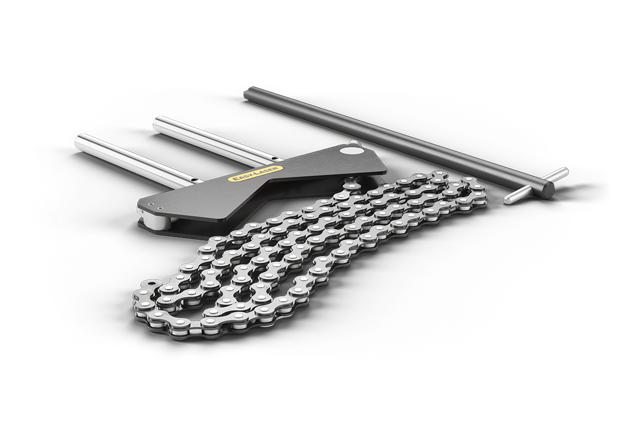 Thin V-bracket with chain