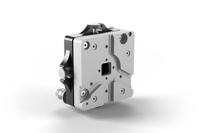 Offset hub for XT24